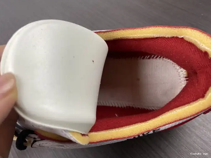 Retro Low SP Jordan White 2 Red Off-White DJ4375-106 0516